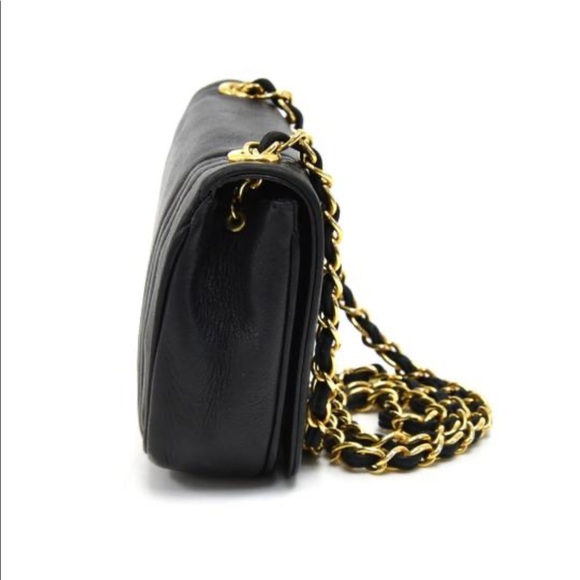 Chanel Vintage Lambskin Stitched CC Logo Small Crossbody Chain Flap Bag - Picture 3 of 17